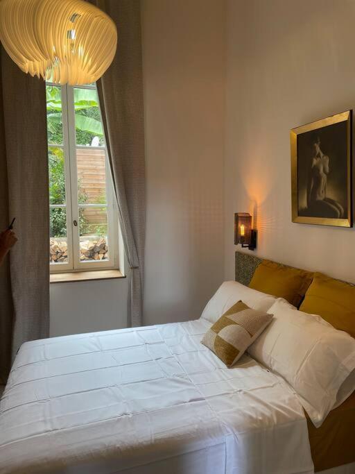 Appartement Chic Et De Caractere ! Saint-Cyr-au-Mont-d'Or Buitenkant foto